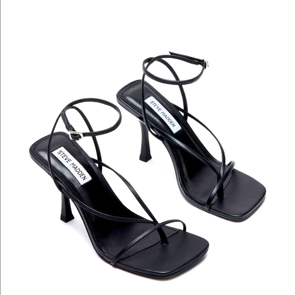 Steve Madden — Annie Black